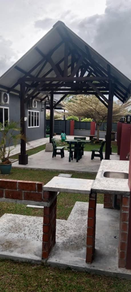 Weng Kong Homestay Slim River Room photo