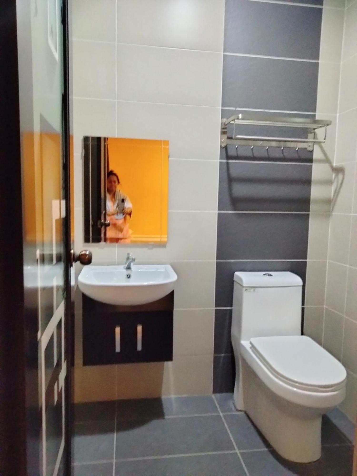 Weng Kong Homestay Slim River Room photo