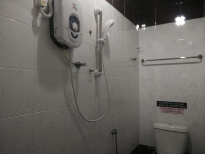 Weng Kong Homestay Slim River Exterior photo