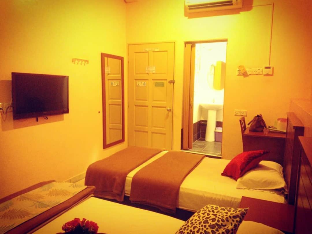 Weng Kong Homestay Slim River Exterior photo